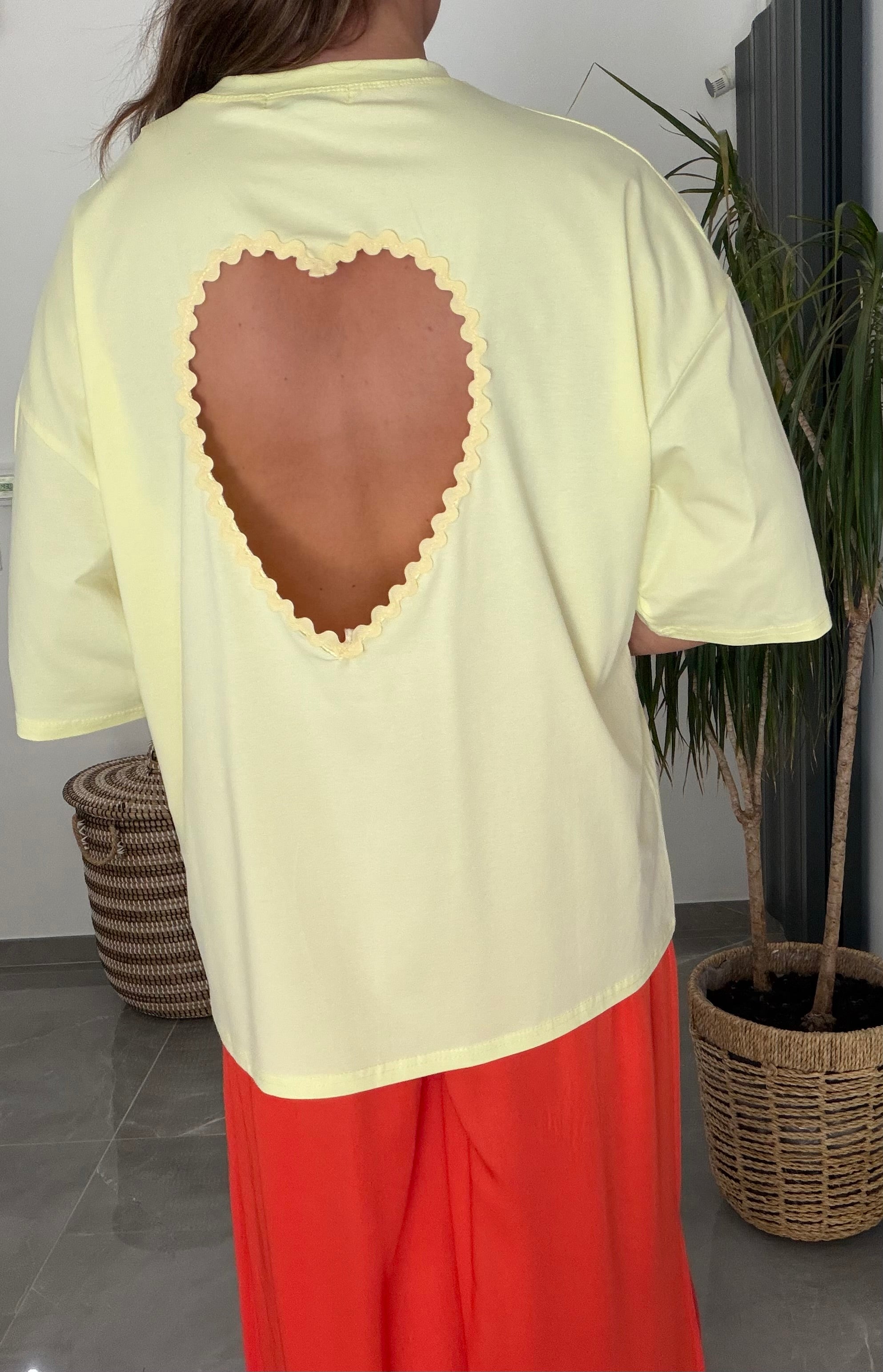 T-shirt cœur jaune