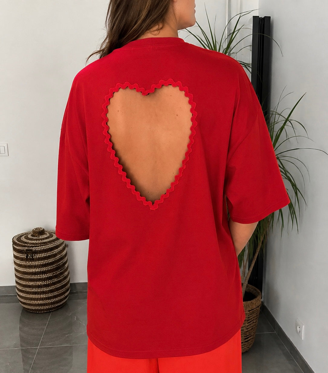 T-shirt cœur dos rouge
