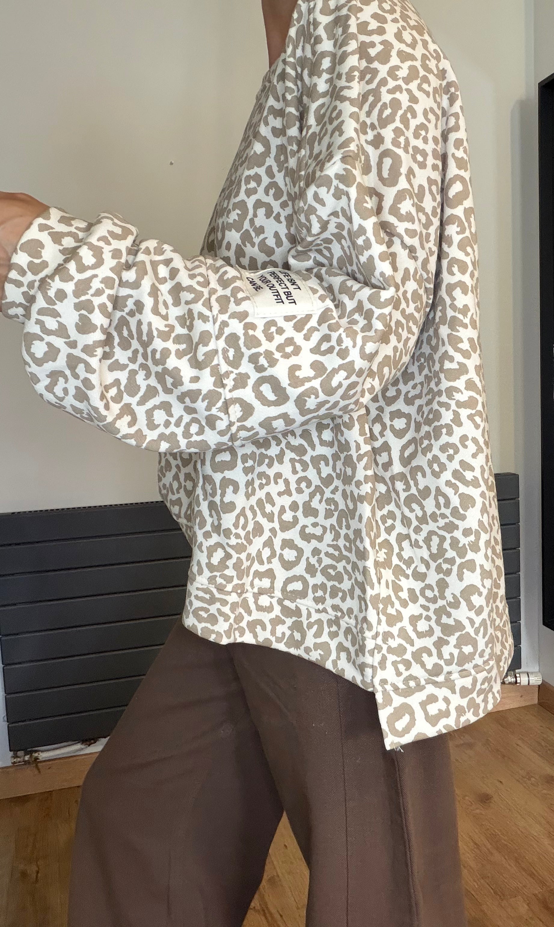 Pull oversize imprimé léopard